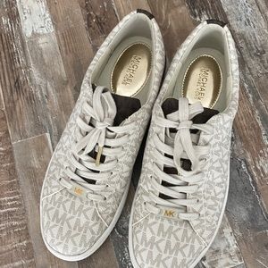 Michael Kors sneakers size 7